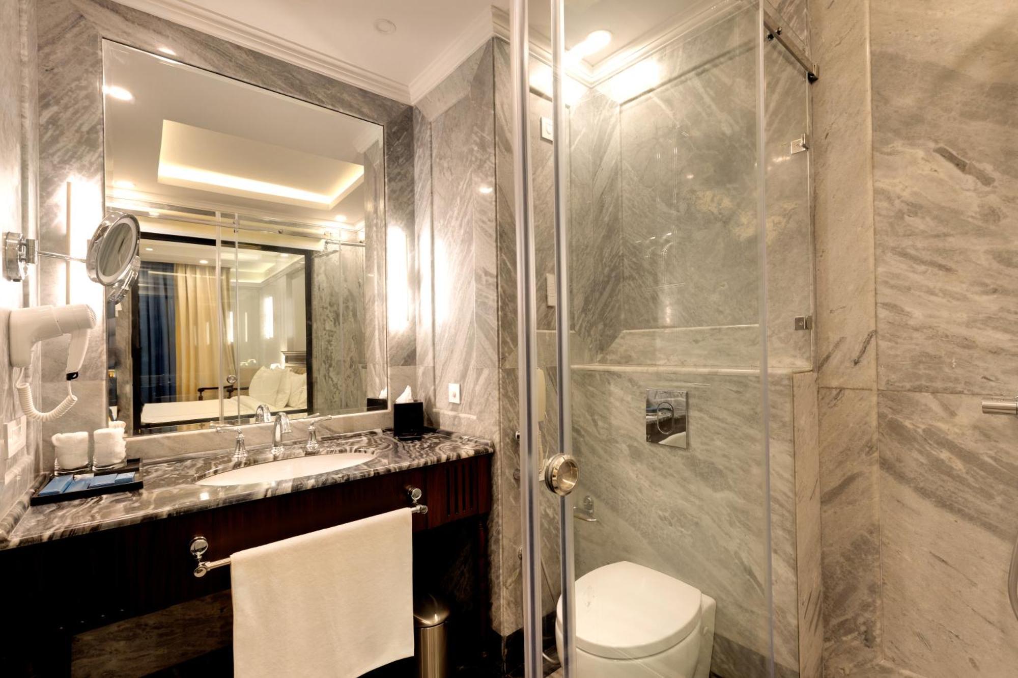 Ramada By Wyndham Goa Hotel
